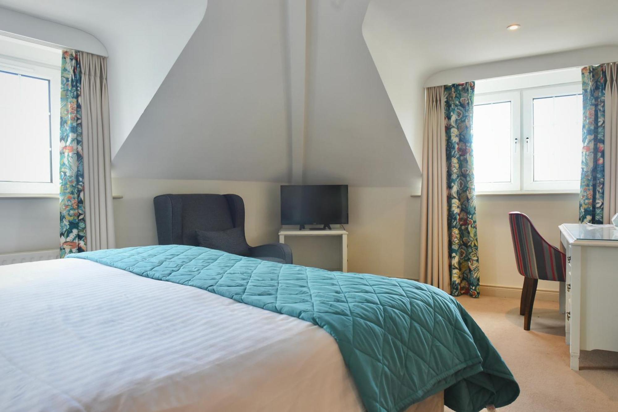 וורנפוינט The Lough & Quay Accommodation Town Centre מראה חיצוני תמונה