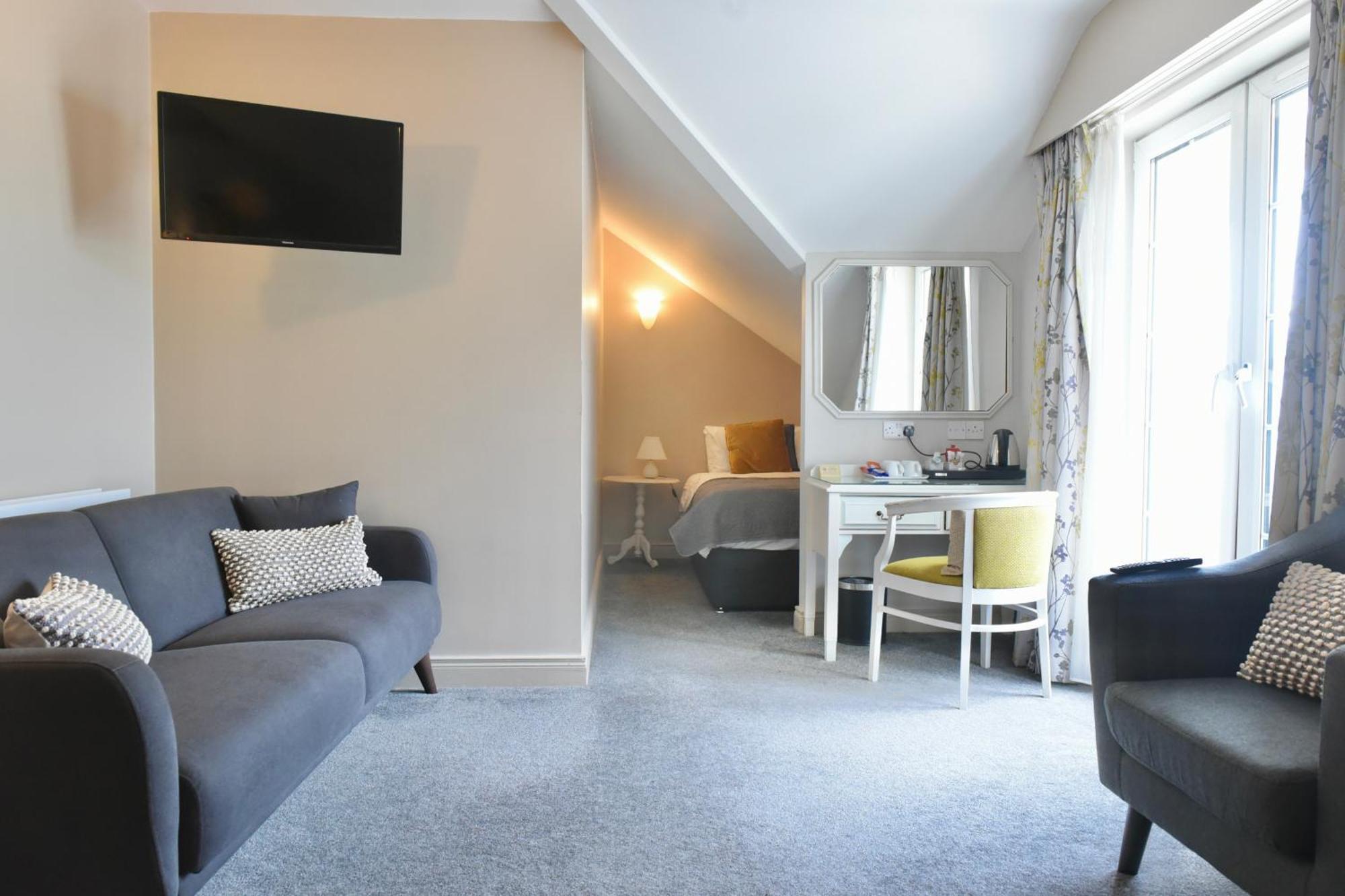 וורנפוינט The Lough & Quay Accommodation Town Centre מראה חיצוני תמונה