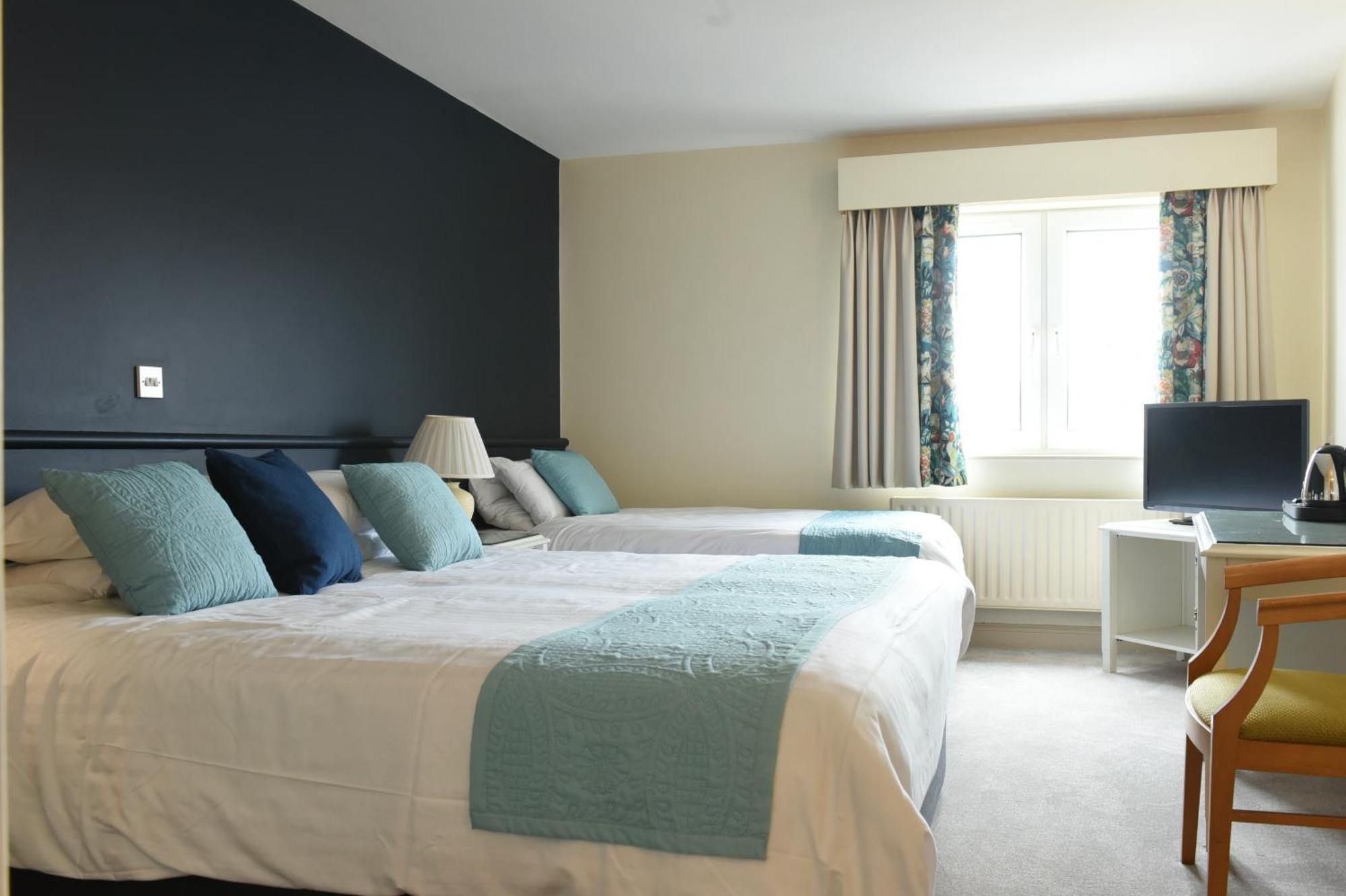 וורנפוינט The Lough & Quay Accommodation Town Centre מראה חיצוני תמונה
