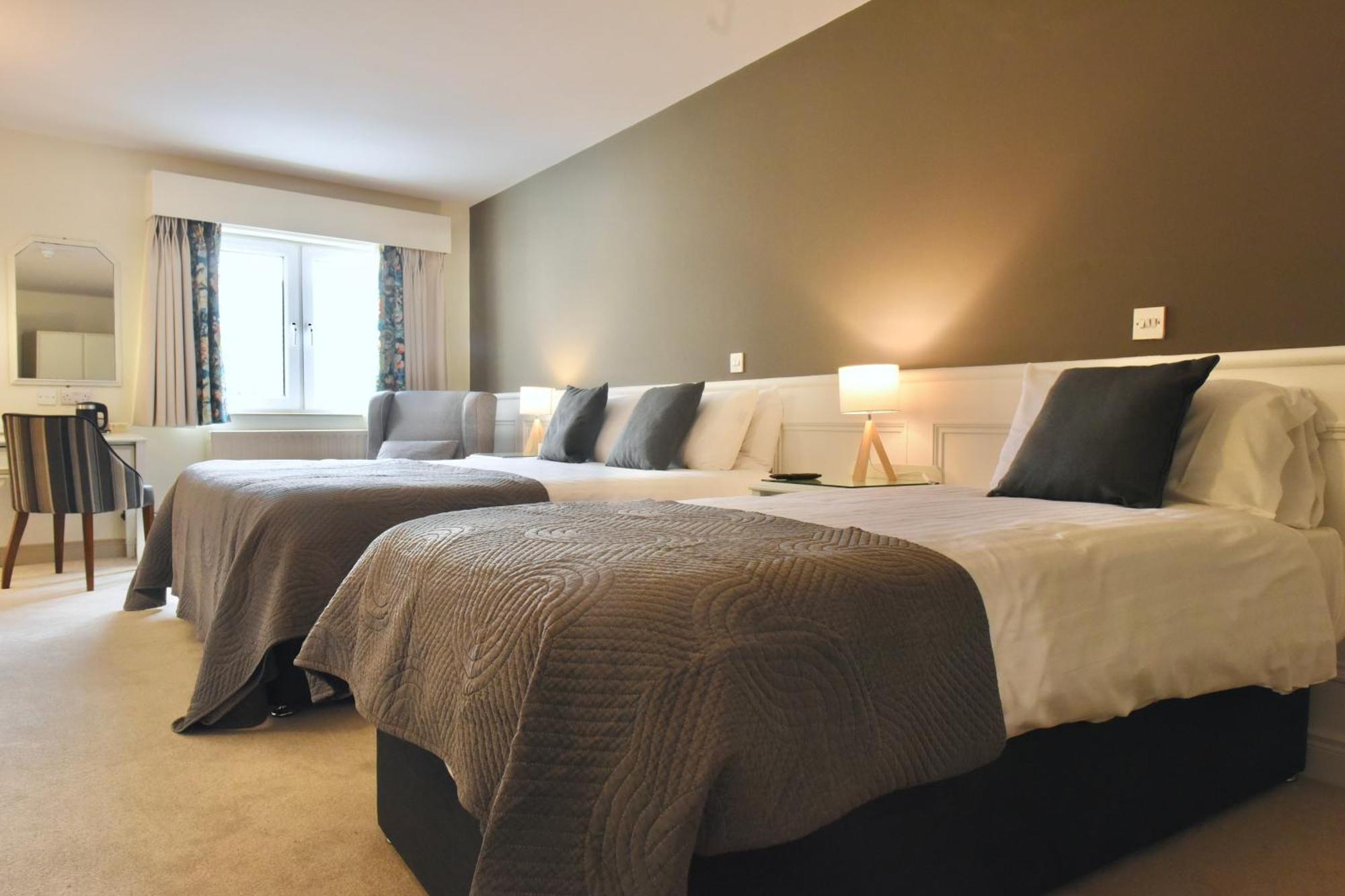 וורנפוינט The Lough & Quay Accommodation Town Centre מראה חיצוני תמונה