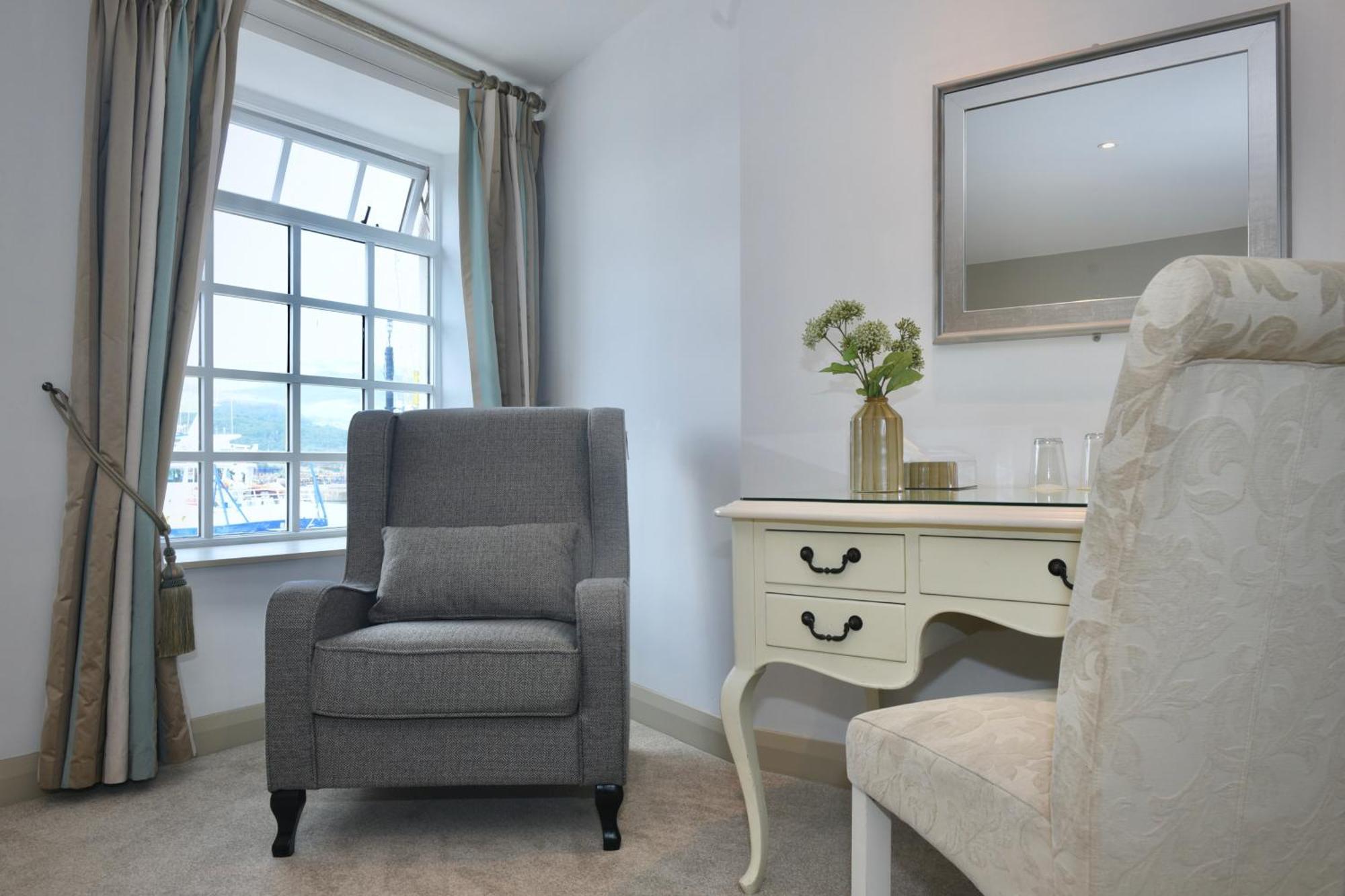 וורנפוינט The Lough & Quay Accommodation Town Centre מראה חיצוני תמונה