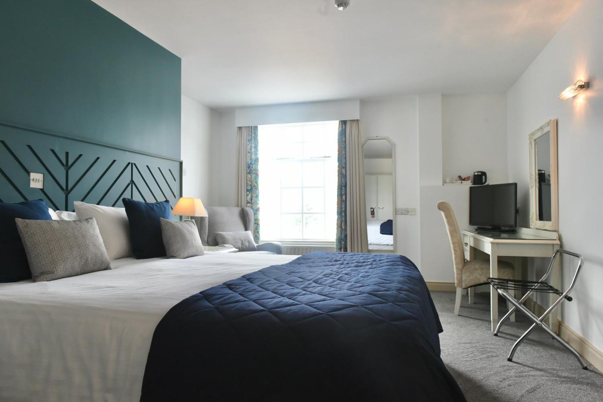 וורנפוינט The Lough & Quay Accommodation Town Centre מראה חיצוני תמונה