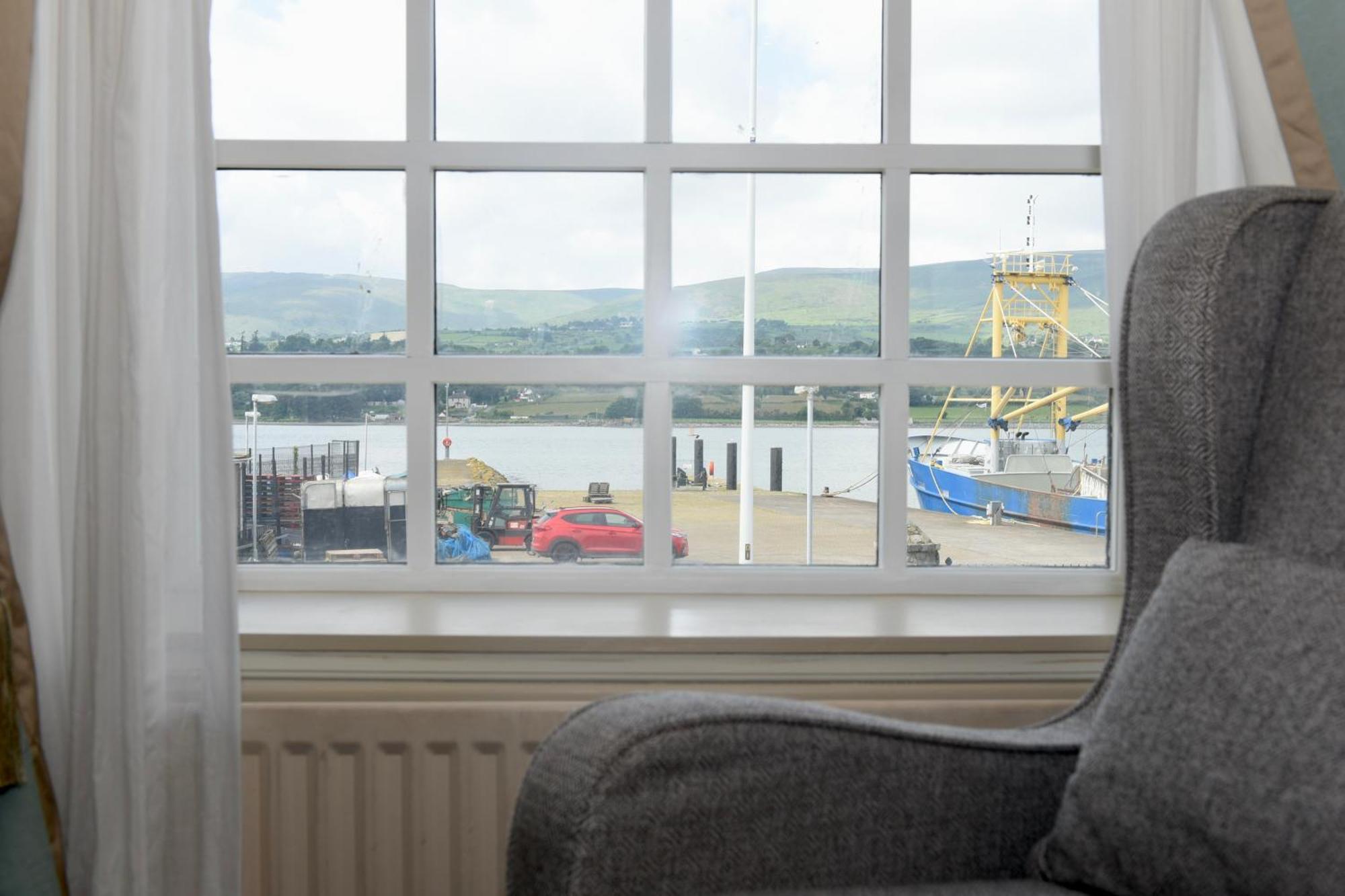 וורנפוינט The Lough & Quay Accommodation Town Centre מראה חיצוני תמונה